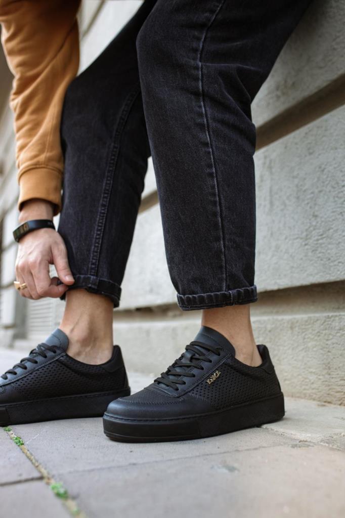 Knack Casual Shoes 011 Black (Black Sole)