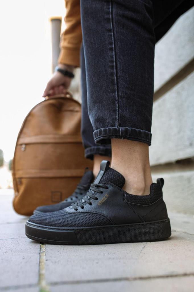 Knack Casual Shoe 056 Black (Black Sole)