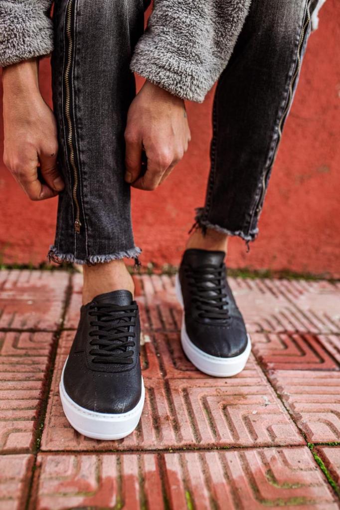 Knack Casual Shoe 060 Black (White Sole)