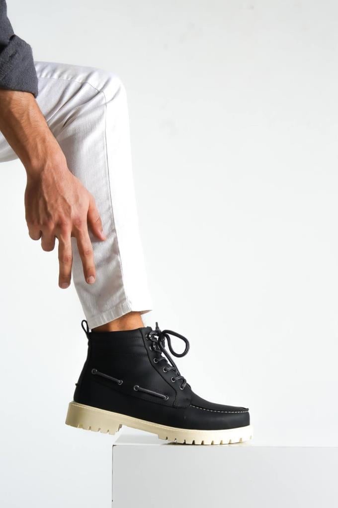 Knack High Sole Shoes B-020 Black (White Sole)