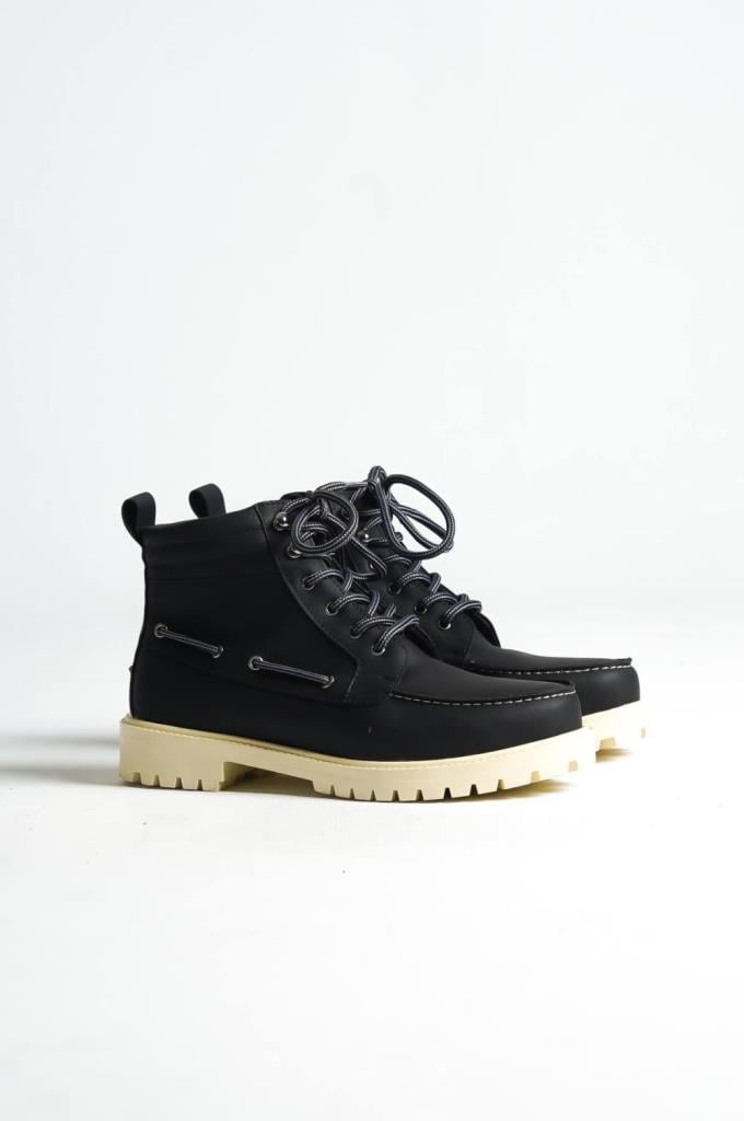 Knack High Sole Shoes B-020 Black (White Sole)