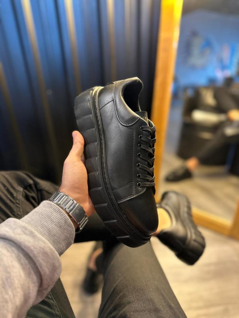 Knack High-Sole Casual Shoes, Black - 144